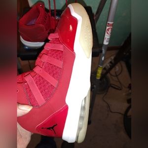 Jordan 11 Red with white soles Men's size 12
